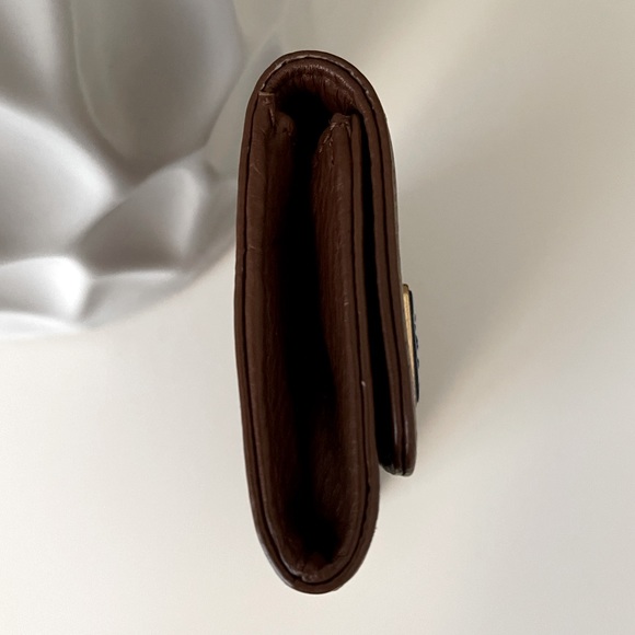 Marc by Marc Jacobs “Too Hot to Handle” Brown Leather Wallet - Picture 3 of 7